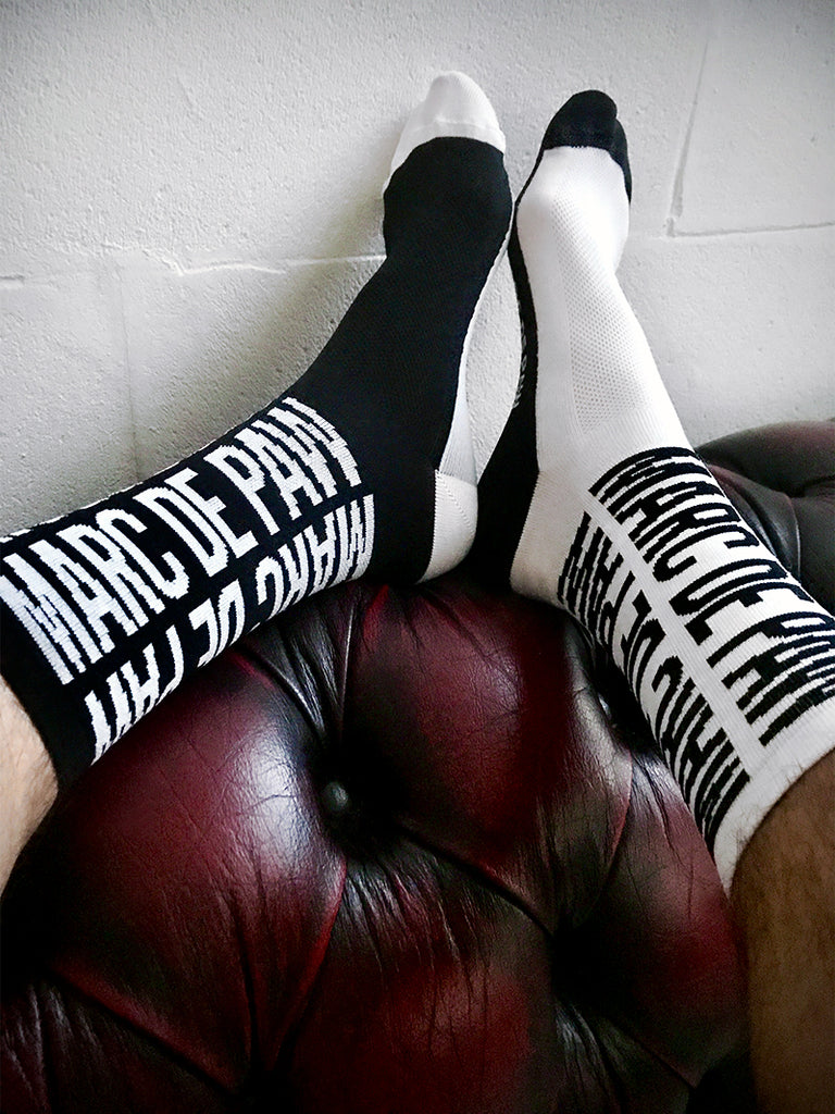 <B>SOLD OUT!</B><BR>Black & White Recycled active Socks with MARC DE PAW lettering (2 pairs)